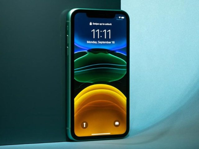 Головні поради, як перевірити новий iPhone при покупці